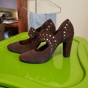 Gently used New Directions heels